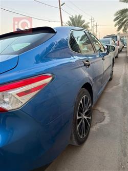 تۆیۆتا کامری